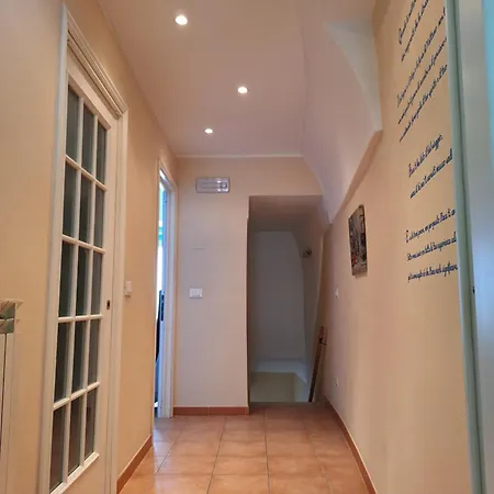 Casa Iris Apartman Cisano sul Neva